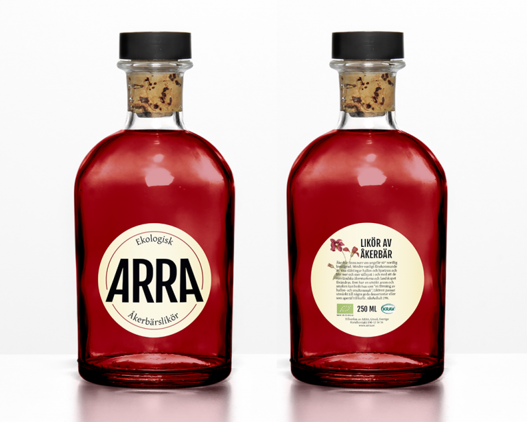 Likörflaska med etikett